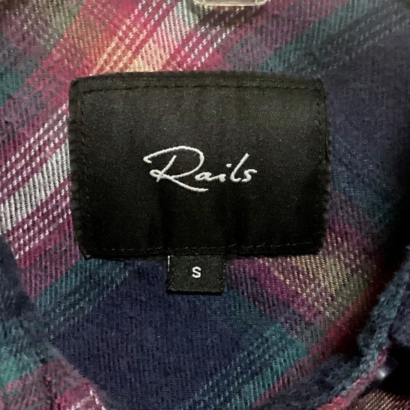 Rails Jackson Women's Plaid Flannel Button Up Shirt in Navy Pink Size Small - Picture 6 of 10